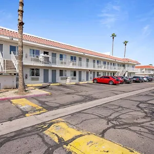 Super 8 By Wyndham West ** Phoenix